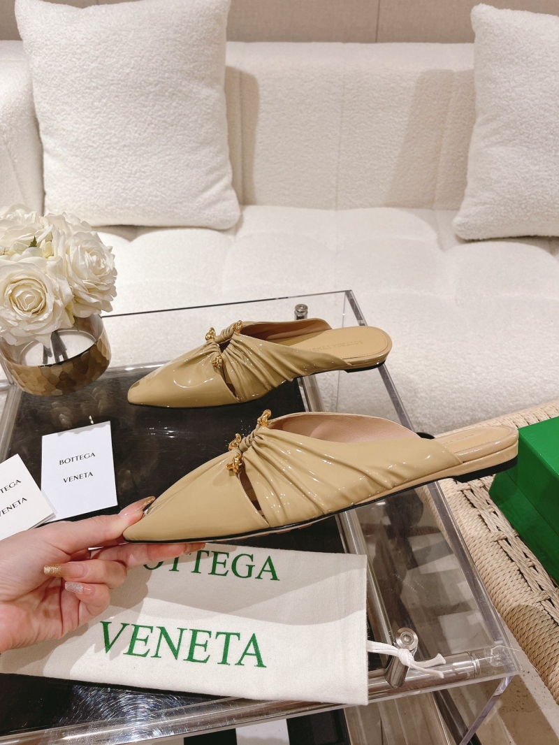 Bottega Veneta flat shoes